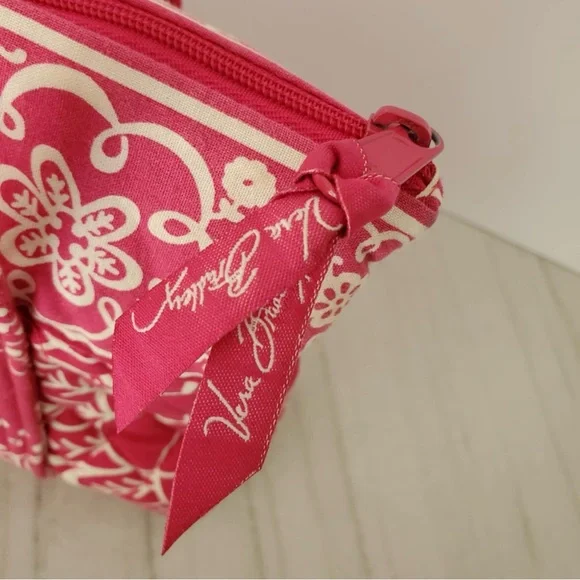Vera Bradley • Retired Twirly Birds Pink Mini Hipster Bag - Picture 2 of 9